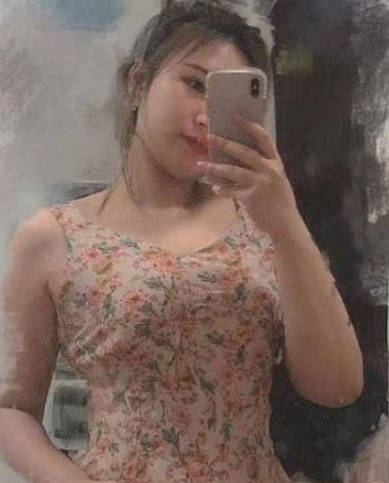 后入翘臀小熊妹妹