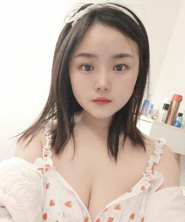 丰满D奶乳交好爽