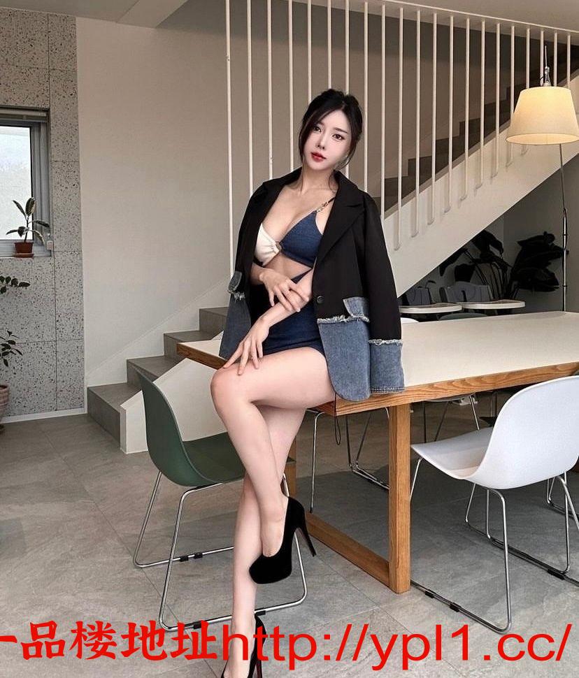 火辣身材的御姐兼职