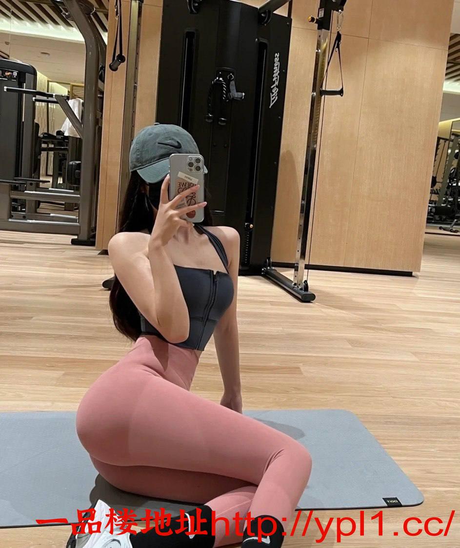 性感妩媚学妹可内射