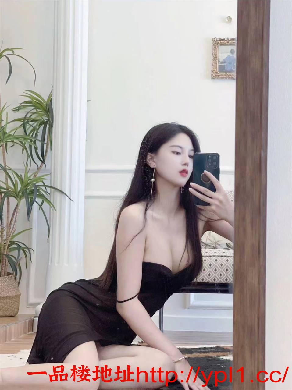 翘臀嫩模不错能夹会喷还吞精