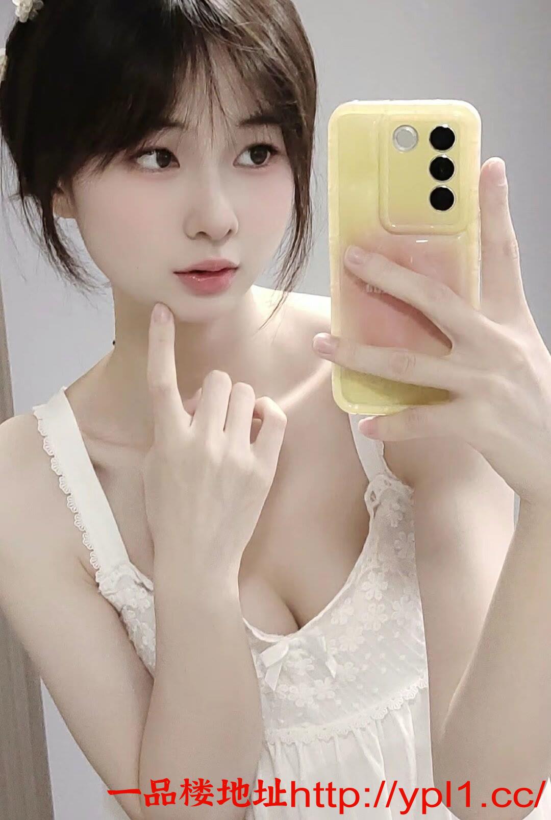 年轻学生妹兼职