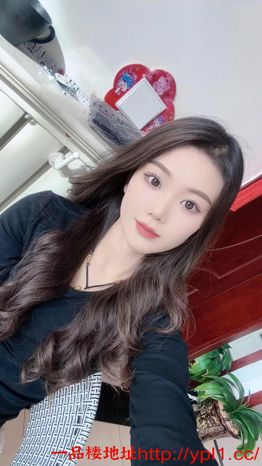 大啵多水的御姐超爽