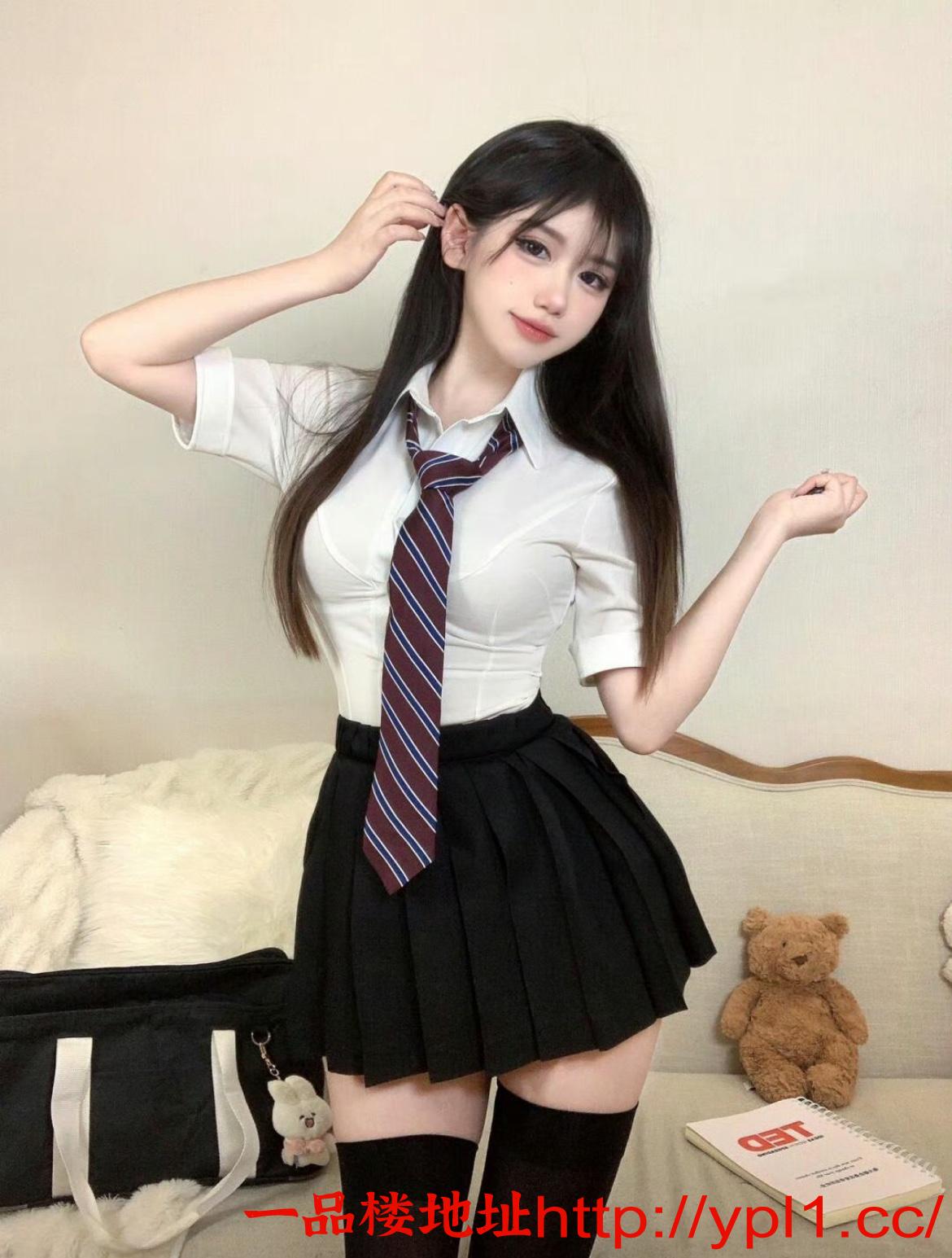 清纯高颜值性感御姐