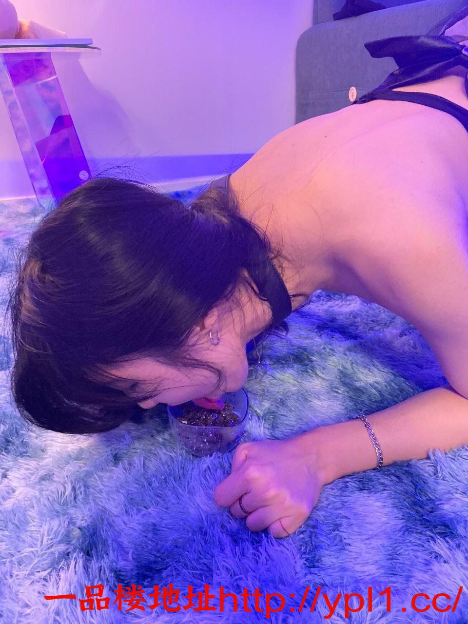 性感粉嫩小淫逼