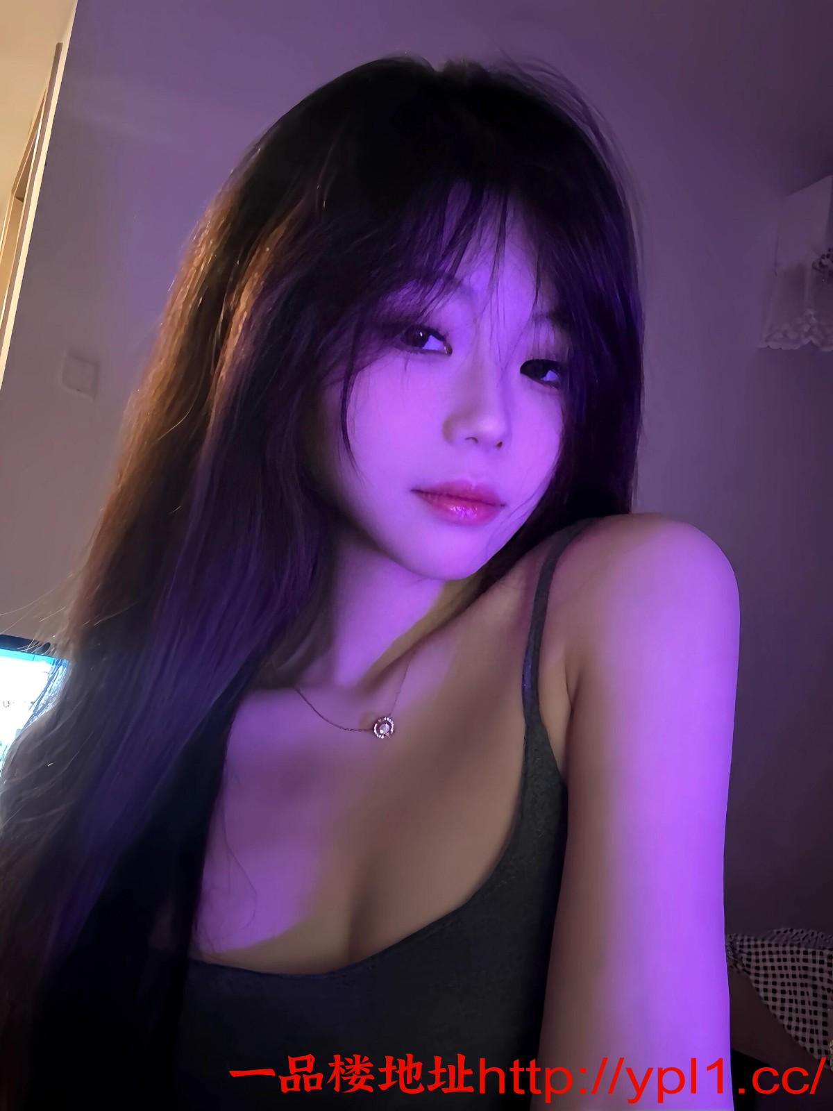 漂亮妹子很温柔