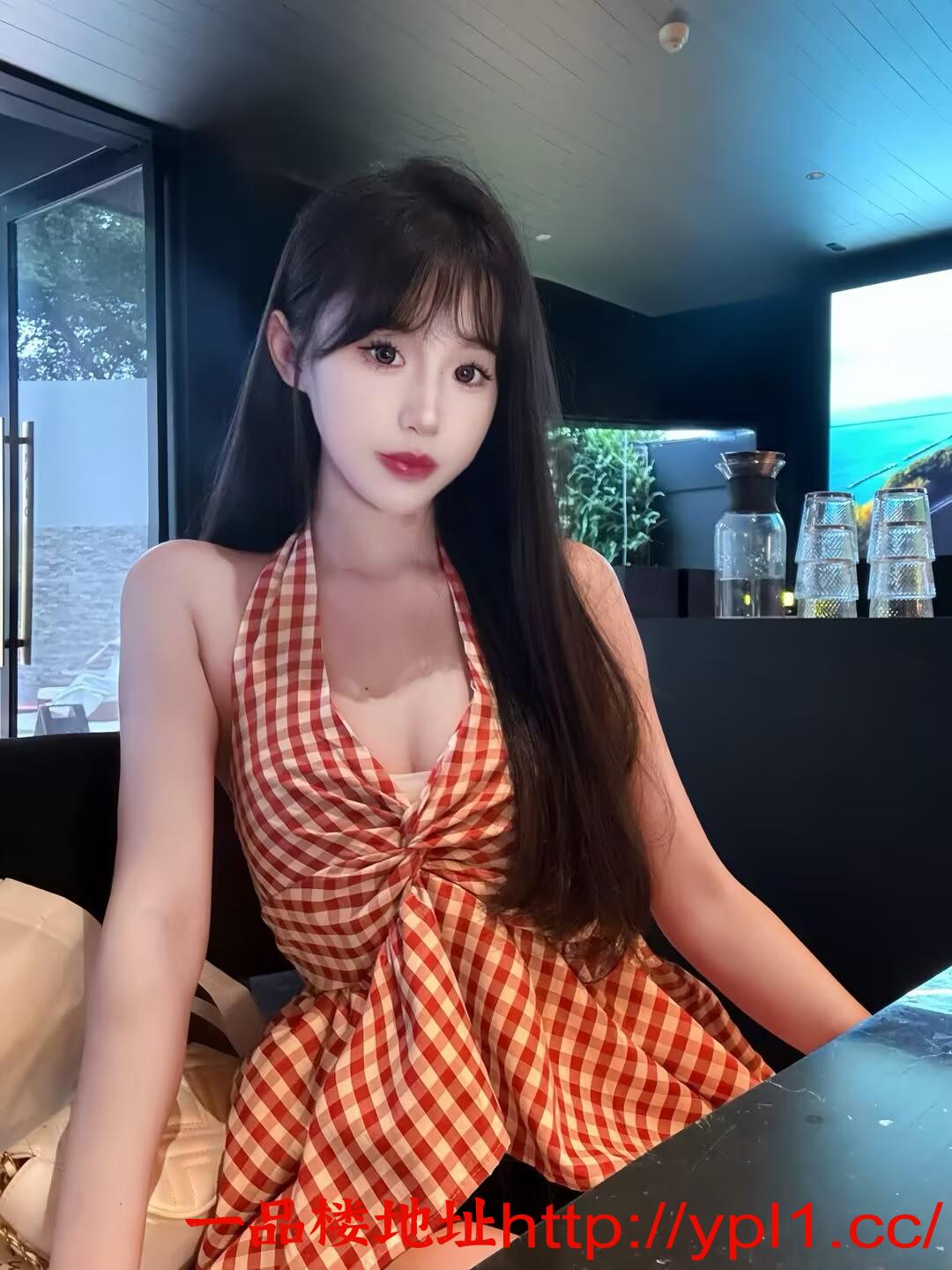 粉嫩御姐丰满小嘴口活相当灵活特淫荡