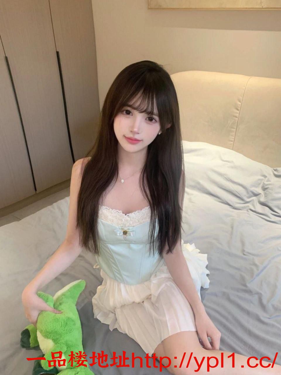 甜美清纯粉嫩学生妹