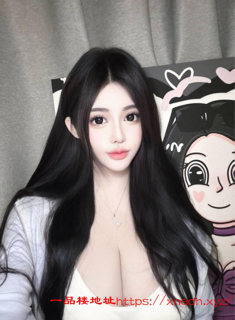 初次下海的瑜伽老师，三点粉嫩