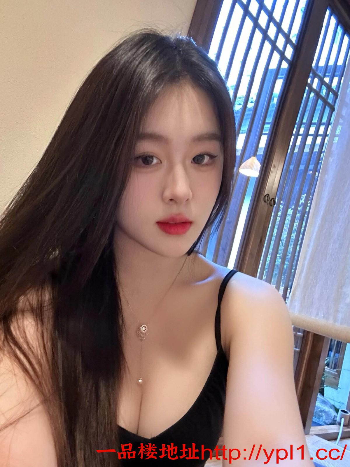 兼职瑜伽老师身材S蜜桃臀可颜射易高潮