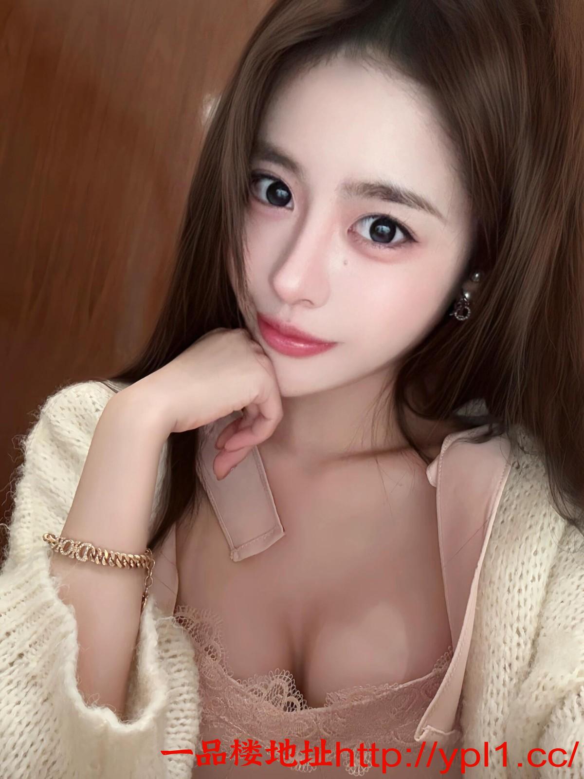 顶级身材粉嫩小妹听话乖巧值得一试