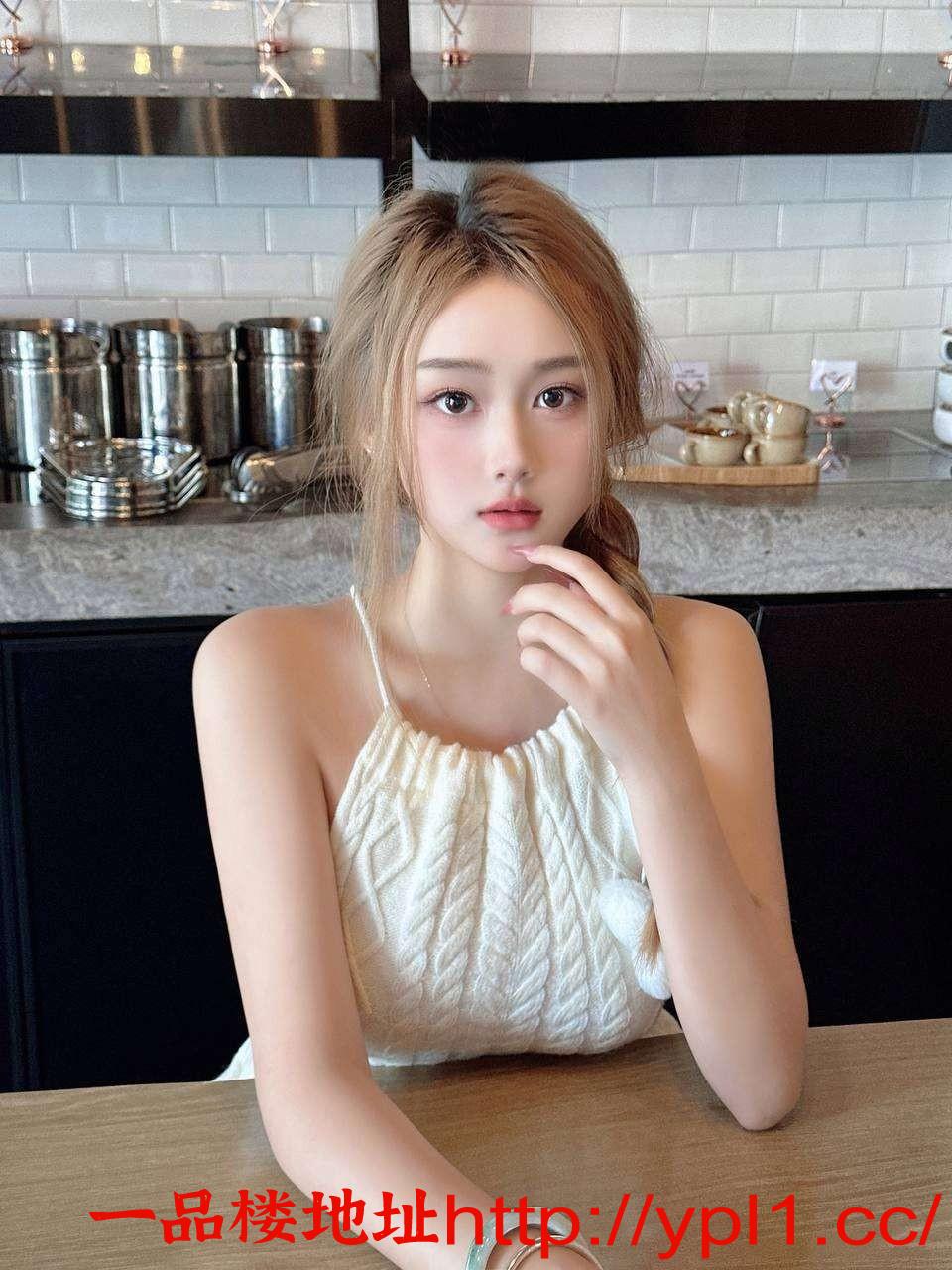 三里屯颜值高服务的大胸妹子