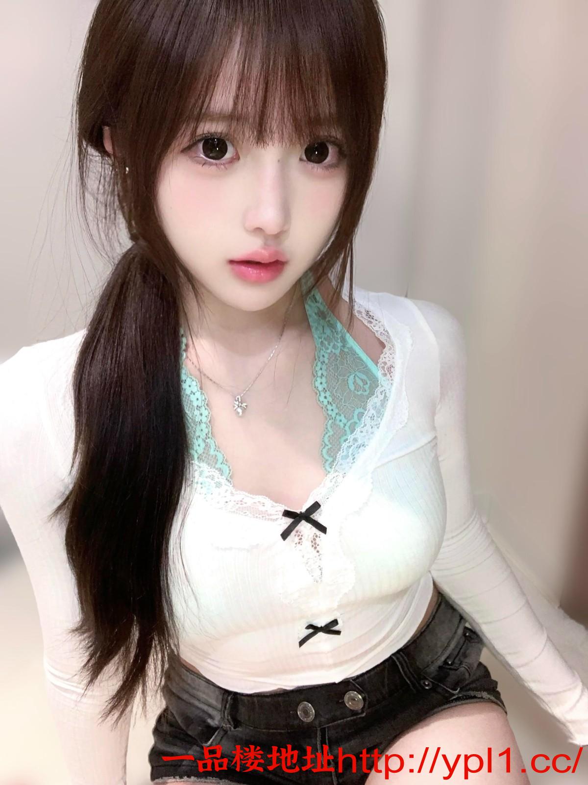 新到极品粉嫩小妹兼职(可外出)