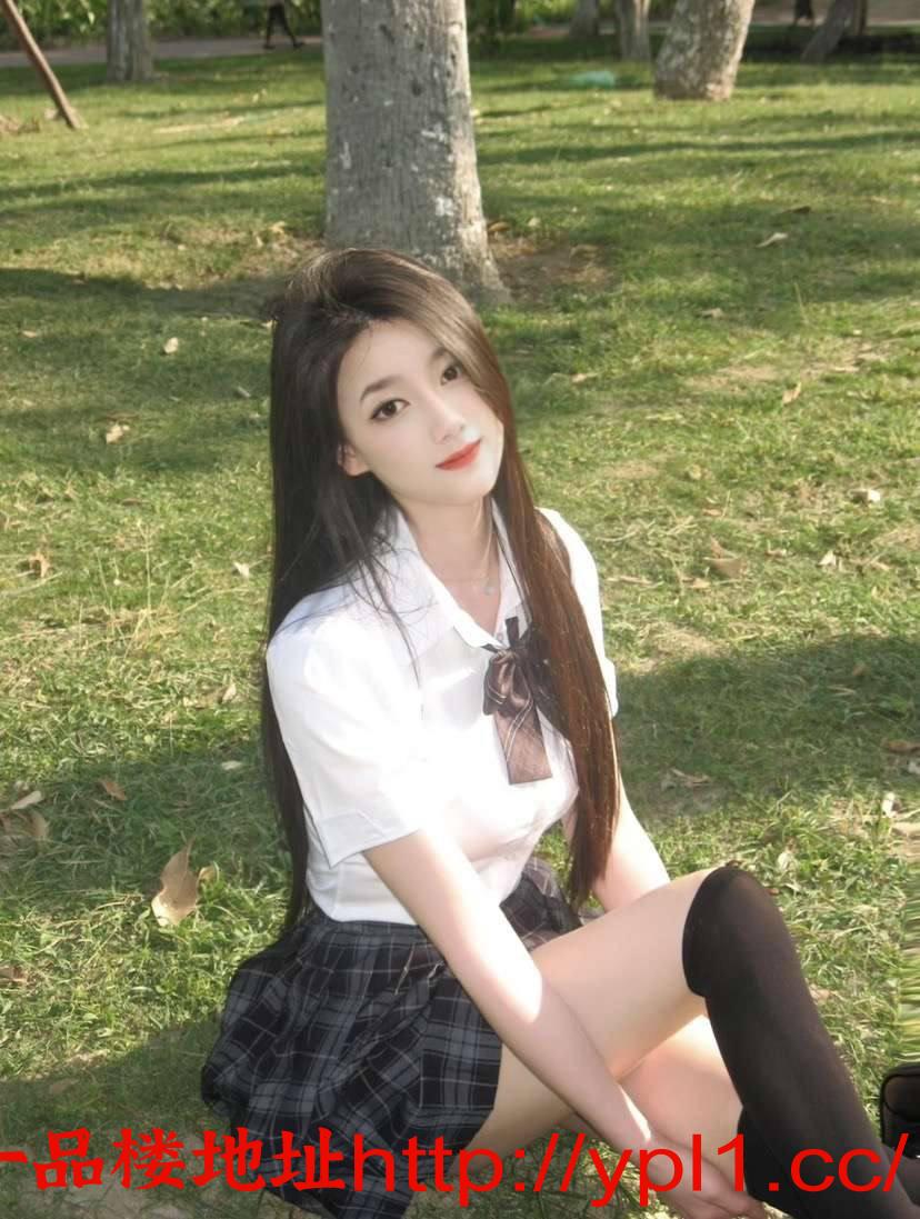 一线天白虎嫩模