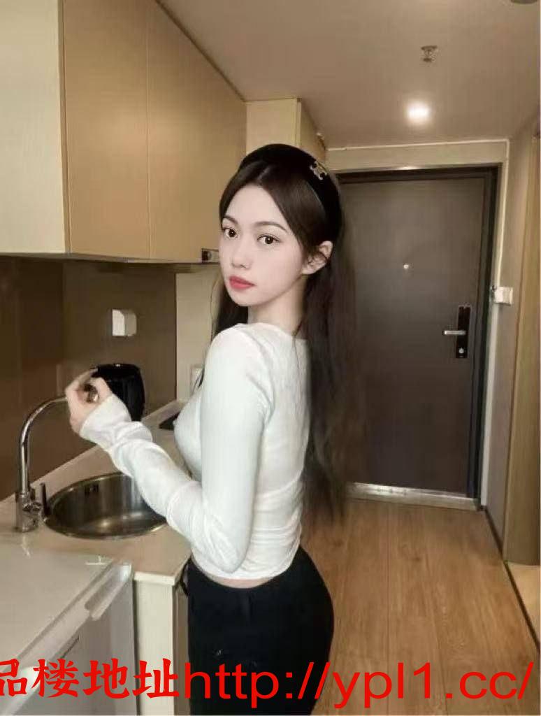 性感兼职小姐姐，人美水多