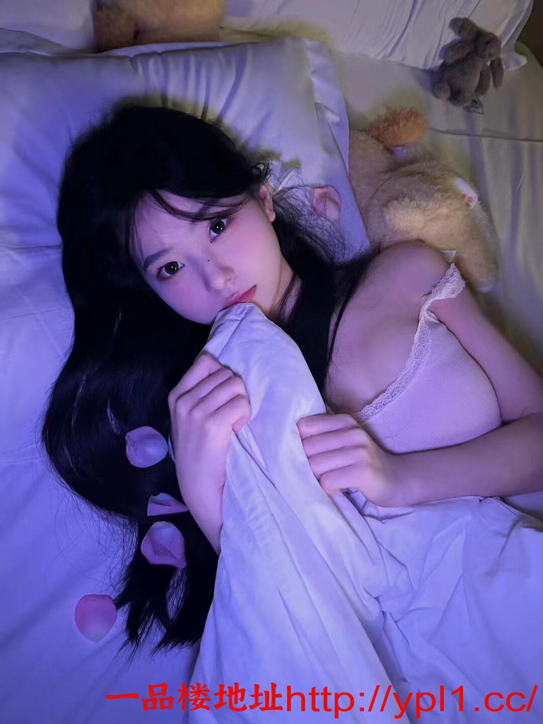 小姐姐口活很棒69很会做，有jk可玩跳蛋