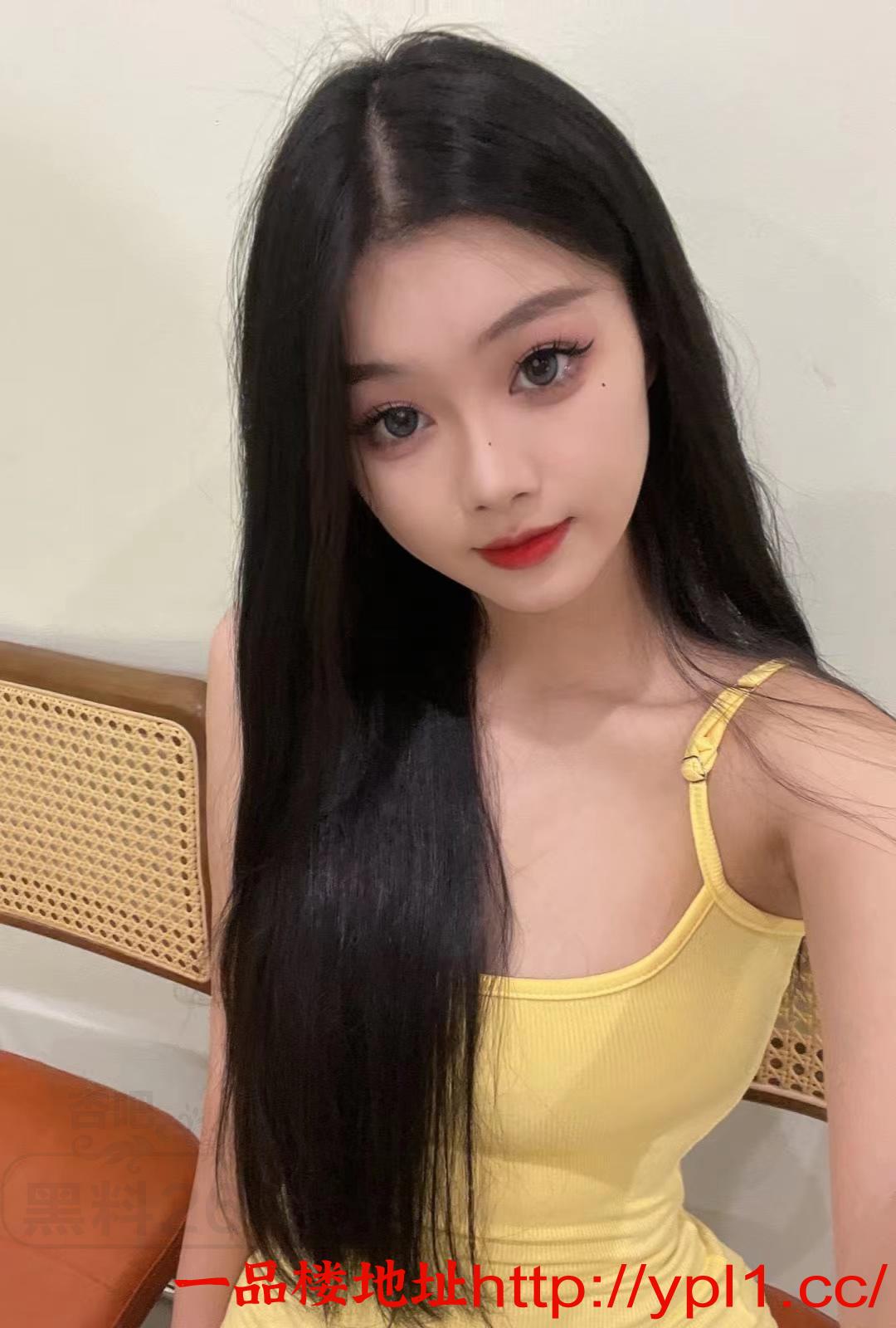 05的超级新鲜刚破处女膜又白又粉又紧