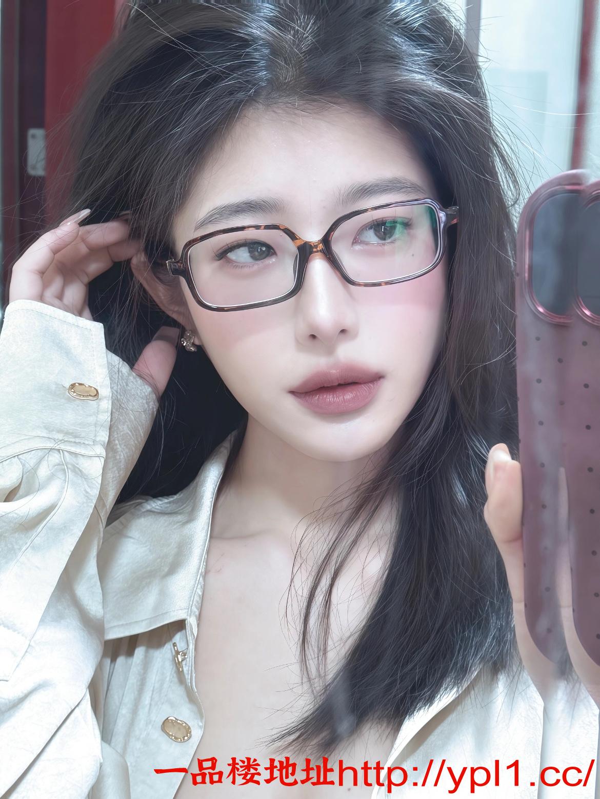 清纯少女有初恋的感觉三点粉嫩下面很紧致