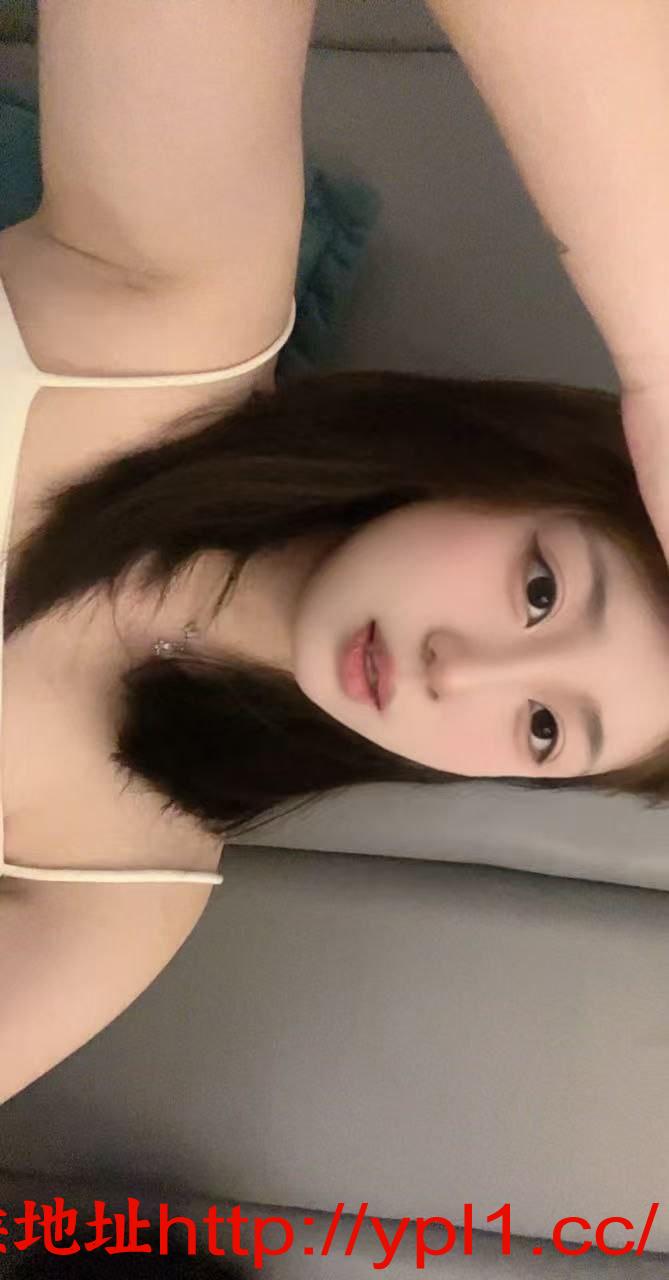 个人兼职性感多汁尤物学妹（真人认证）