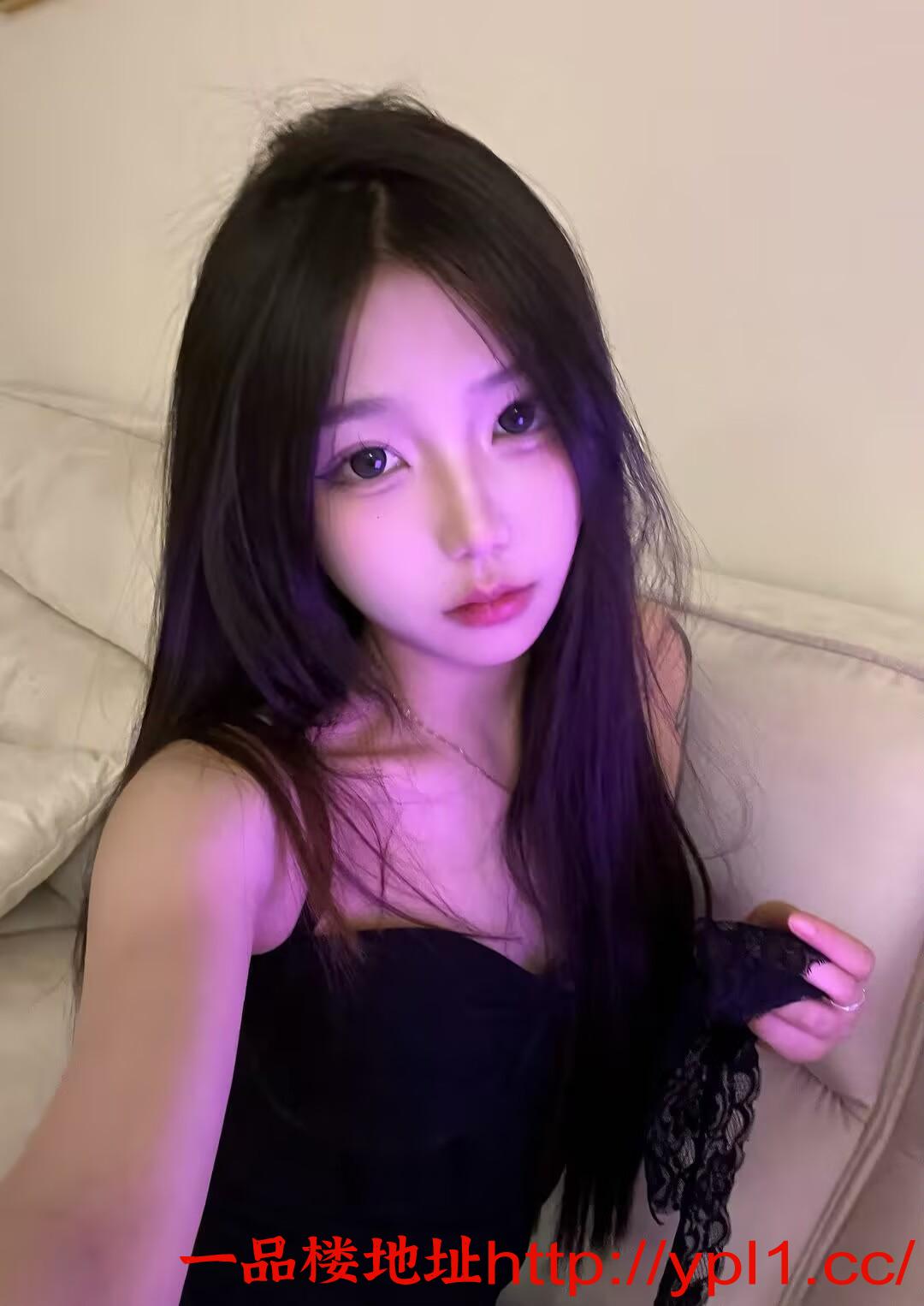 妩媚迷人s好身材