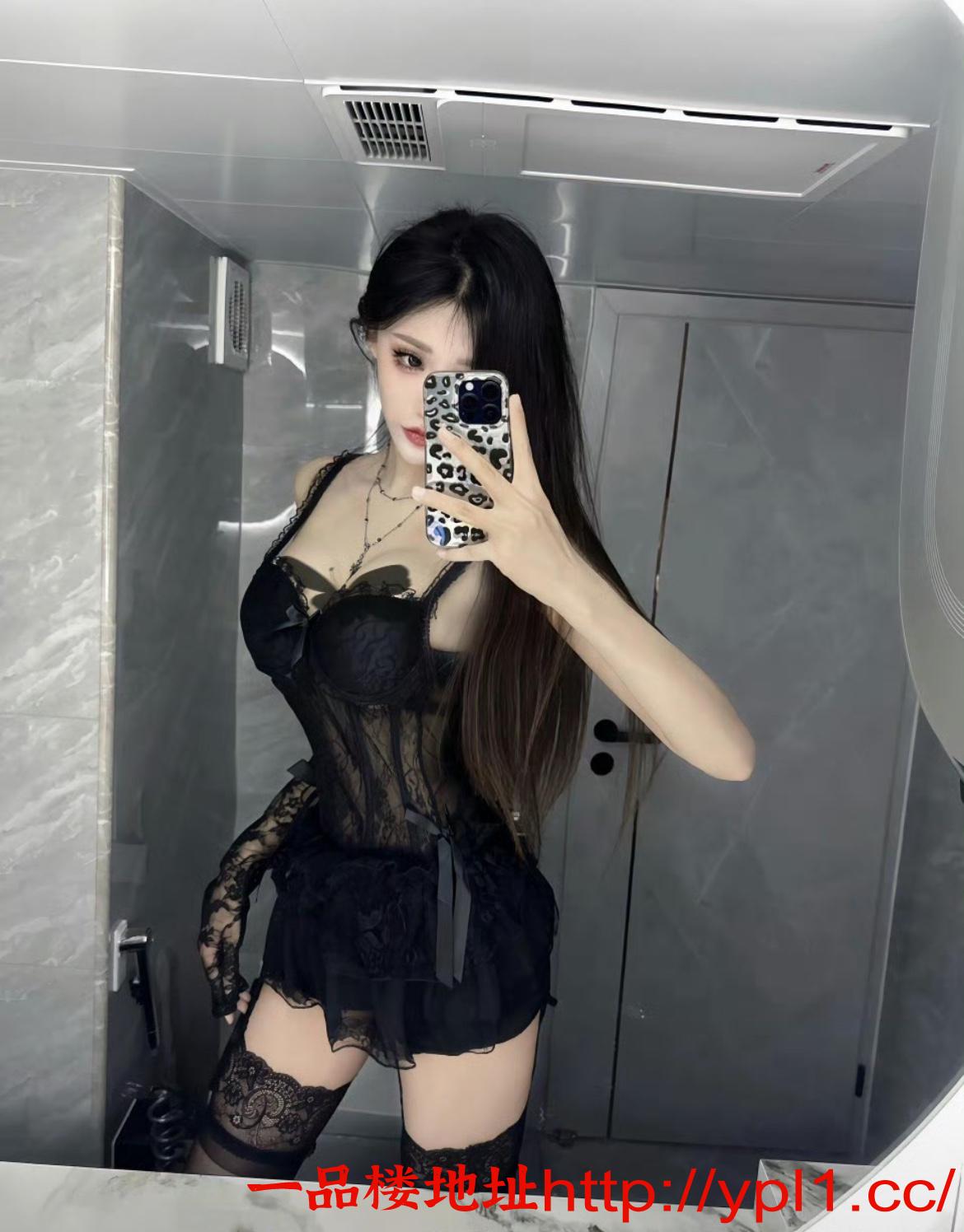 长腿美女性感温柔