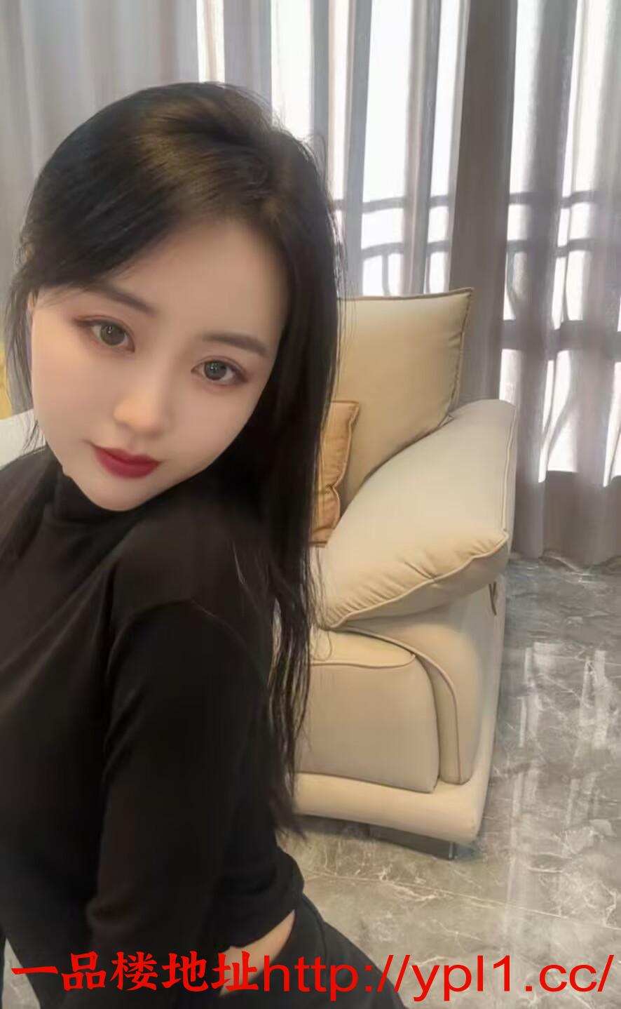 拉丝的鲍鱼至今难忘粉红的乳头