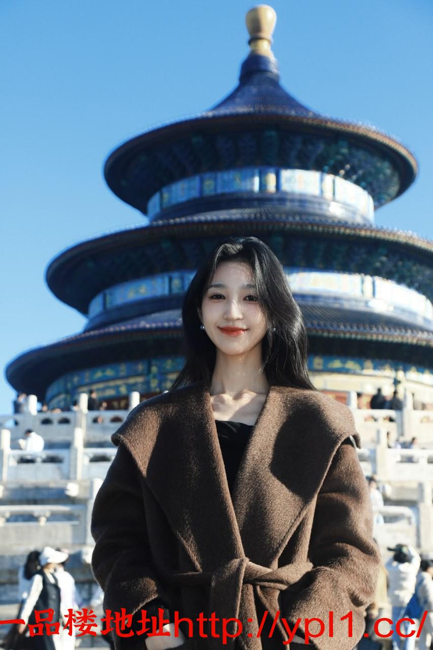 区兼职白虎粉穴反差萌妹