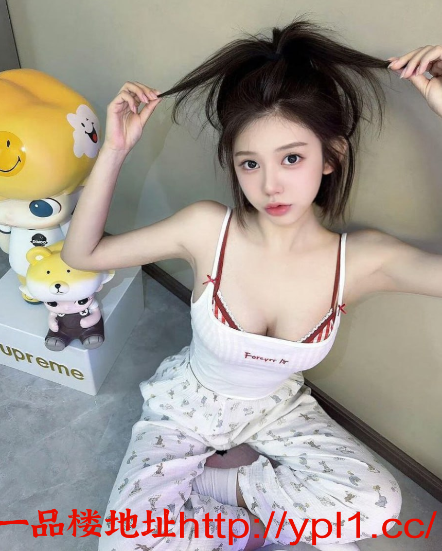 性感眼神会勾引穿上黑丝更加诱惑