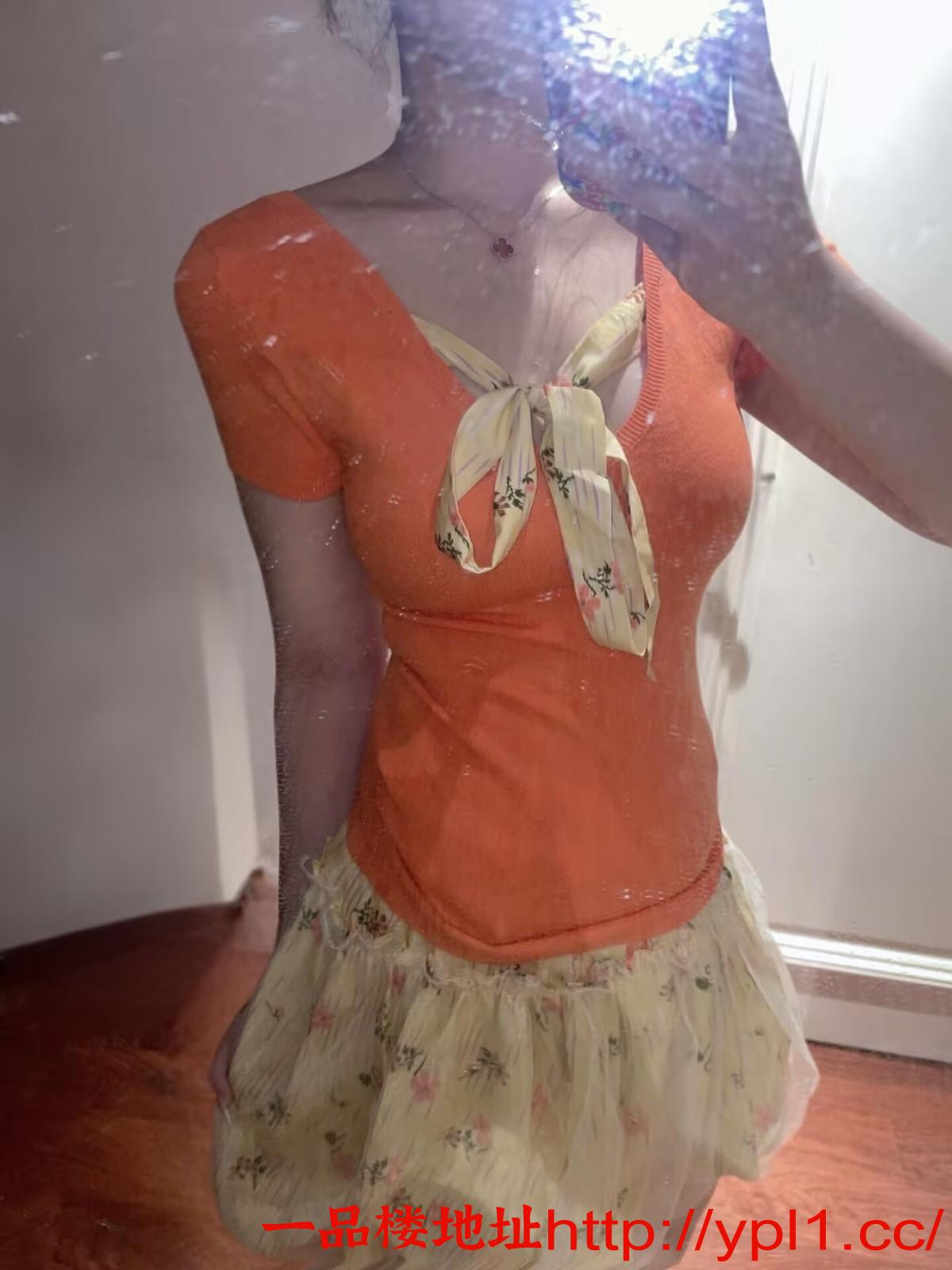 表情淫荡，传媒实习学院妹子23岁（可外出）