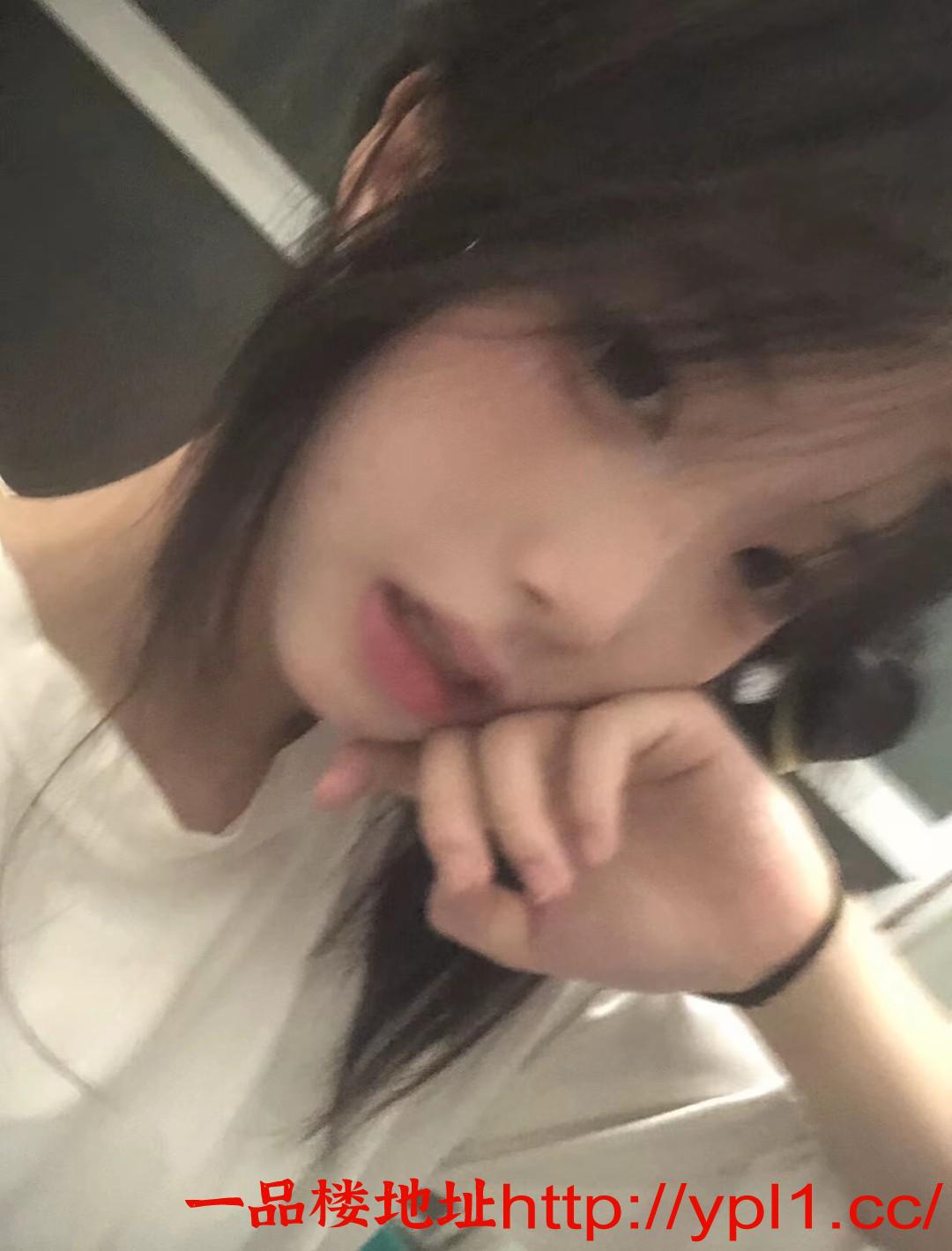 06母狗白虎后入