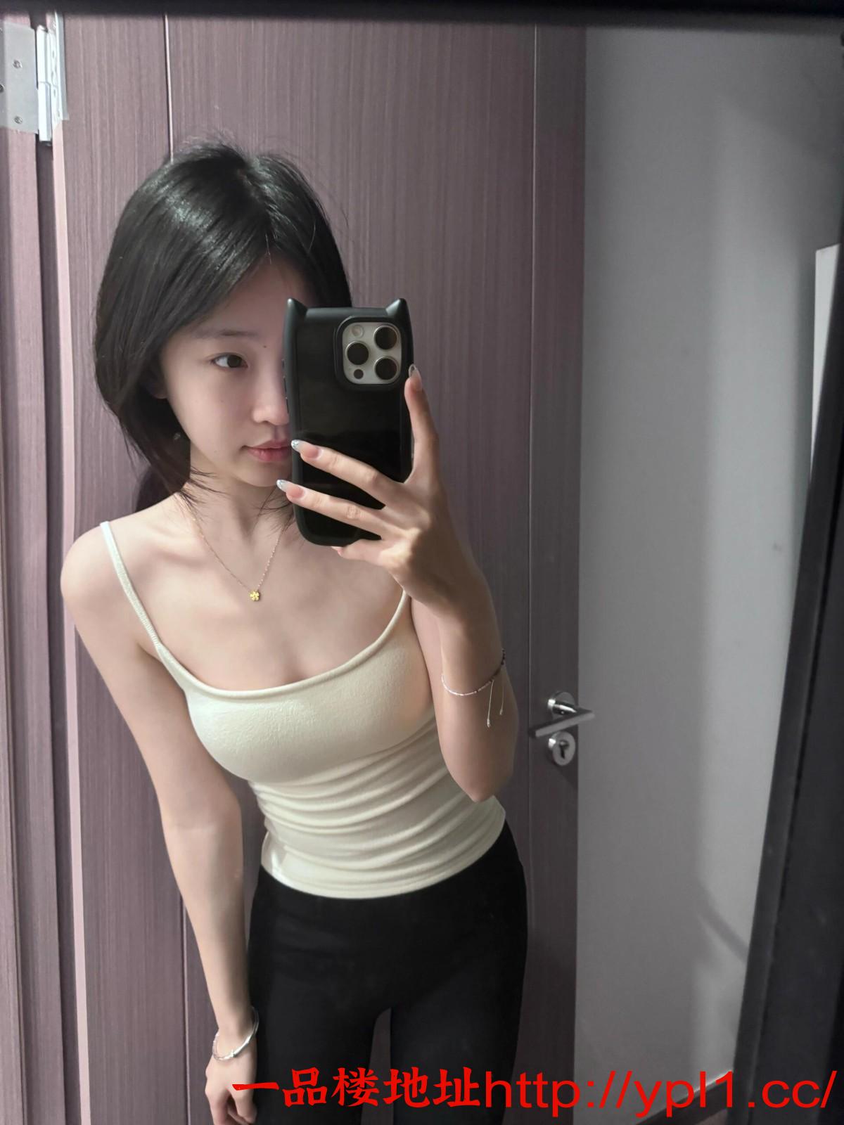 极品身材易高潮骚逼妹妹(可外出)