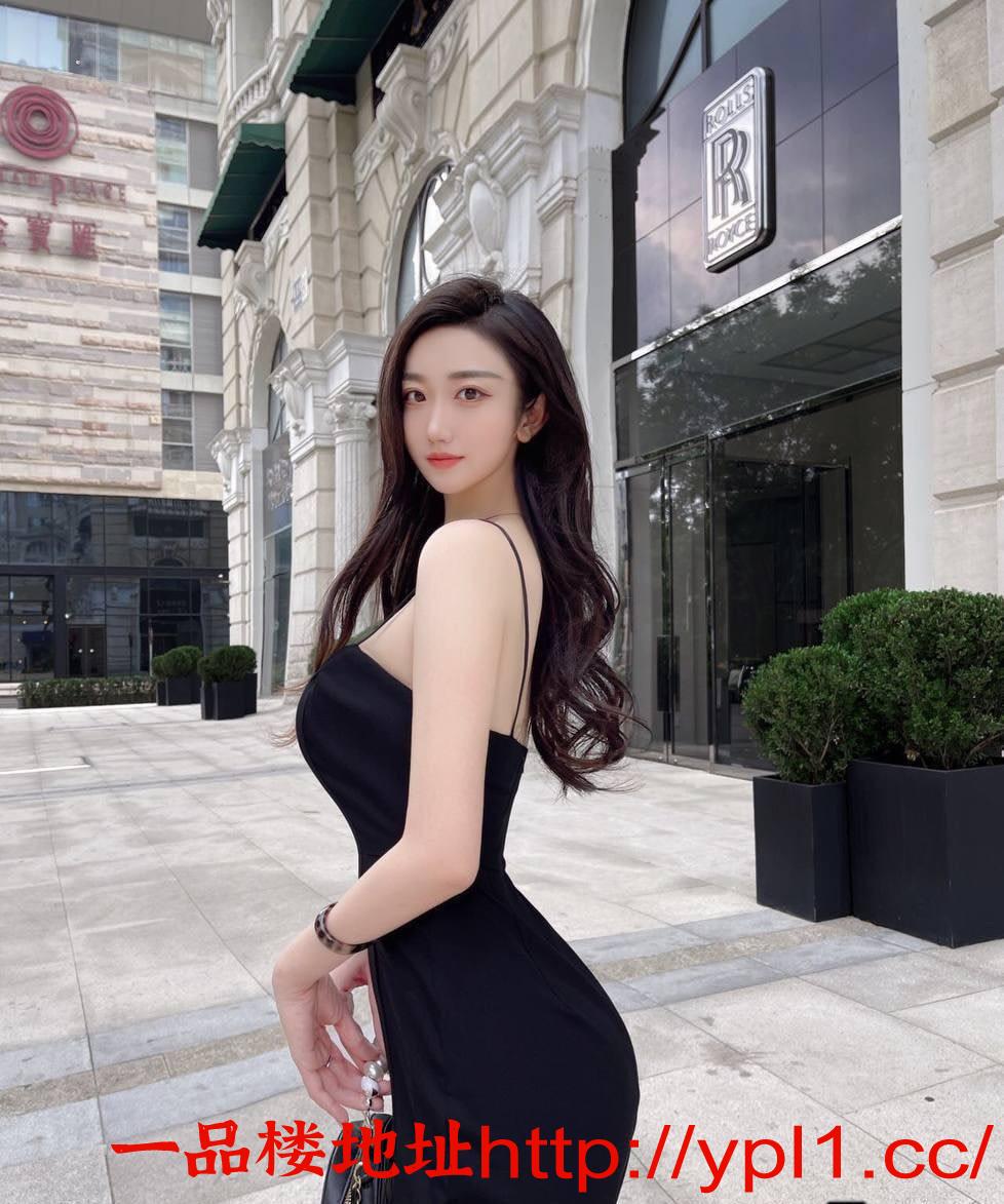 掰开骚B乖乖让你进