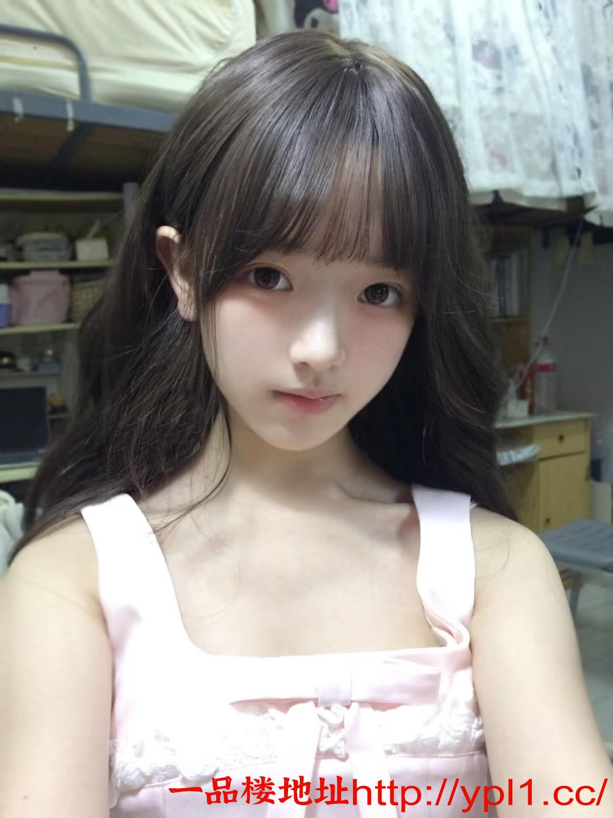 胸大逼嫩的小骚货（可外出）