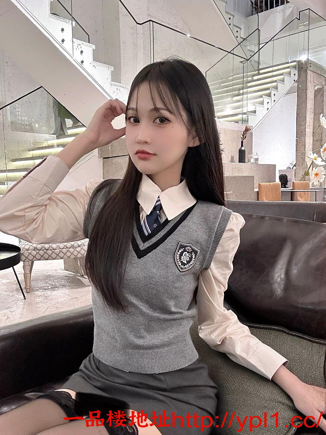 美乳小骚妹身材丰满鲍鱼紧致大白兔咪咪（验证过）