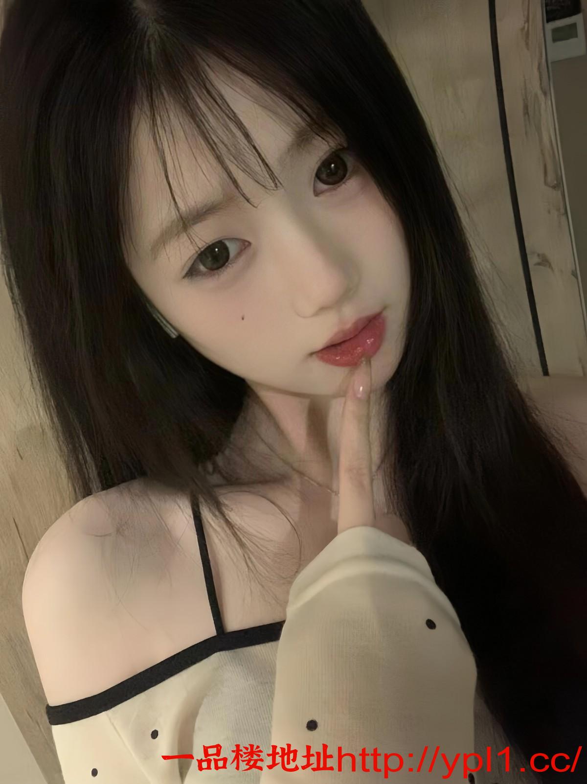 销魂眼神勾魂叫声受不了的小姐姐