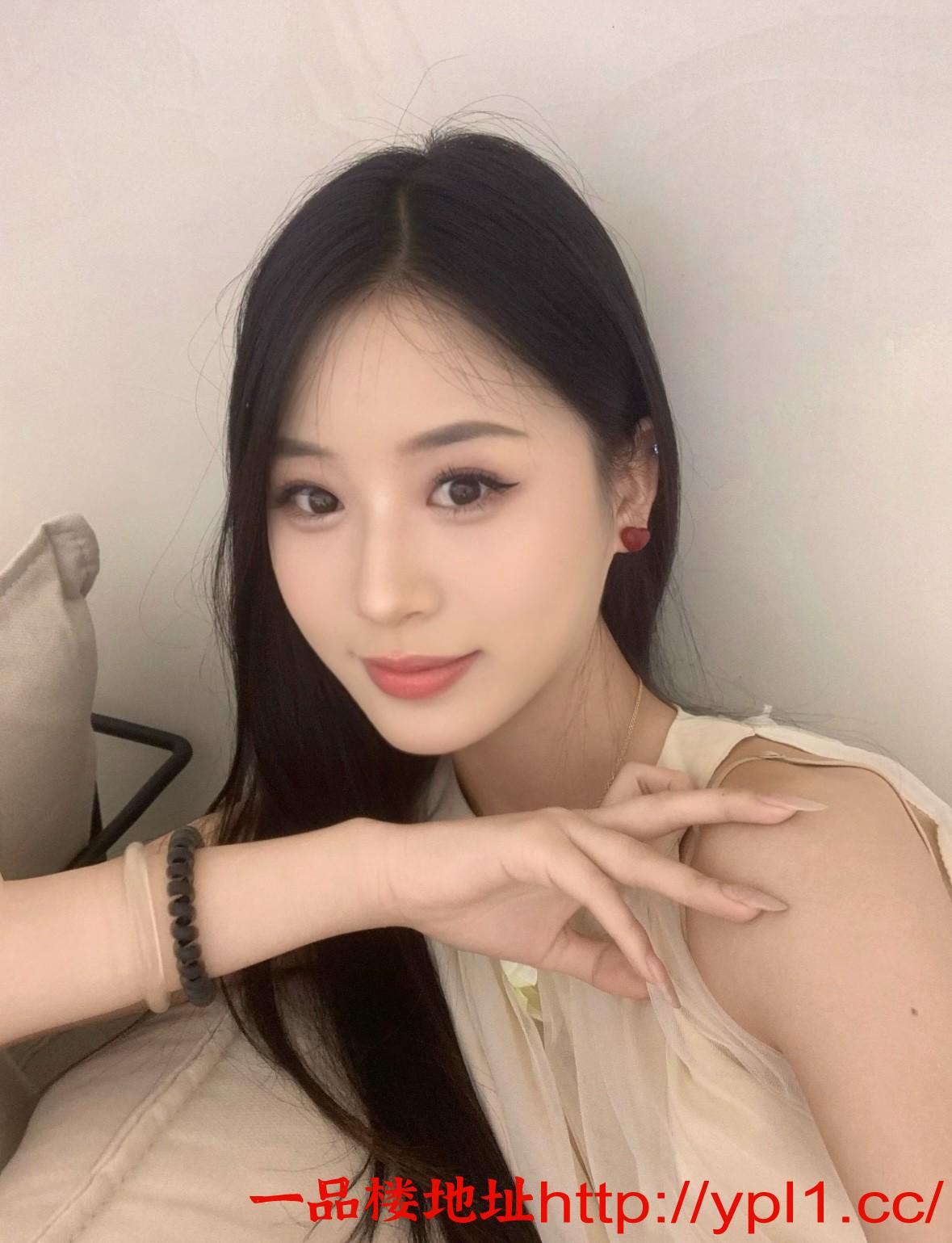 细皮肉嫩白虎御姐·天生尤物