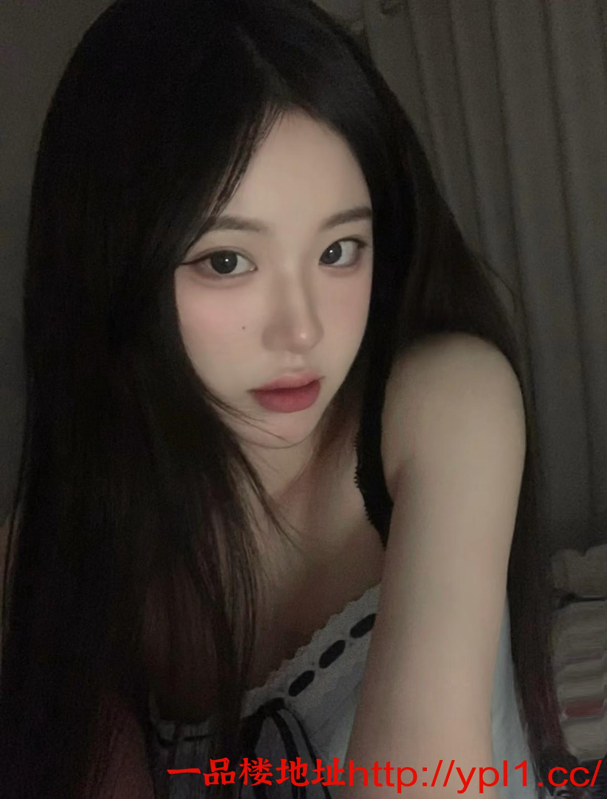 粉嫩炮架白虎嫩妹各种制服可选