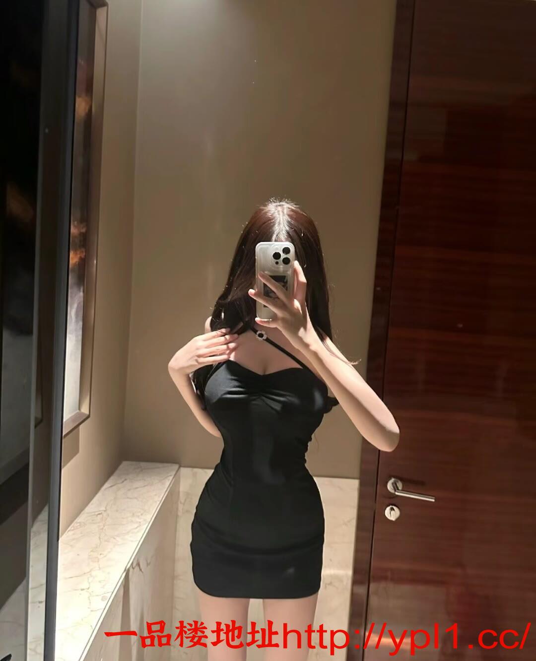 小学老师寂寞难耐兼职下海