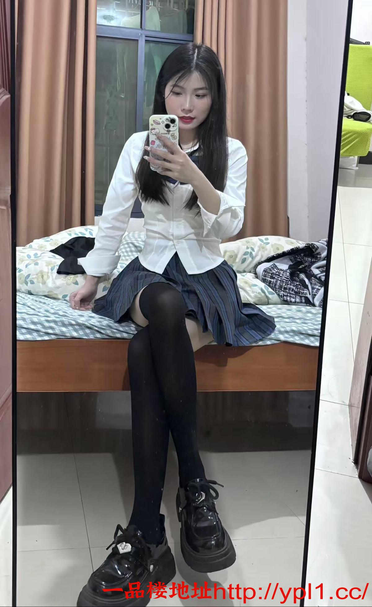 jk闷骚大奶妹妹