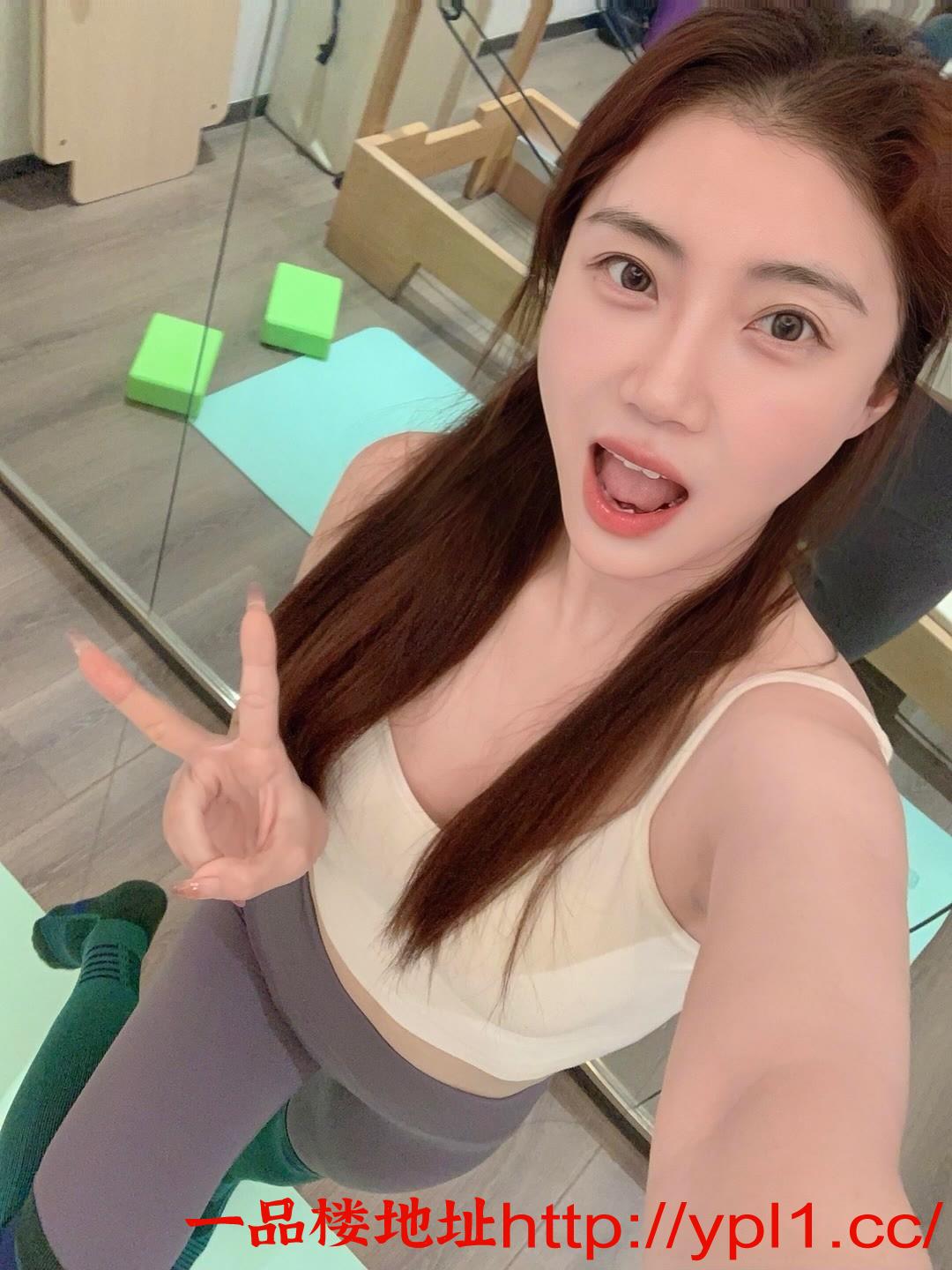 清纯甜妹三点粉嫩逼多汁