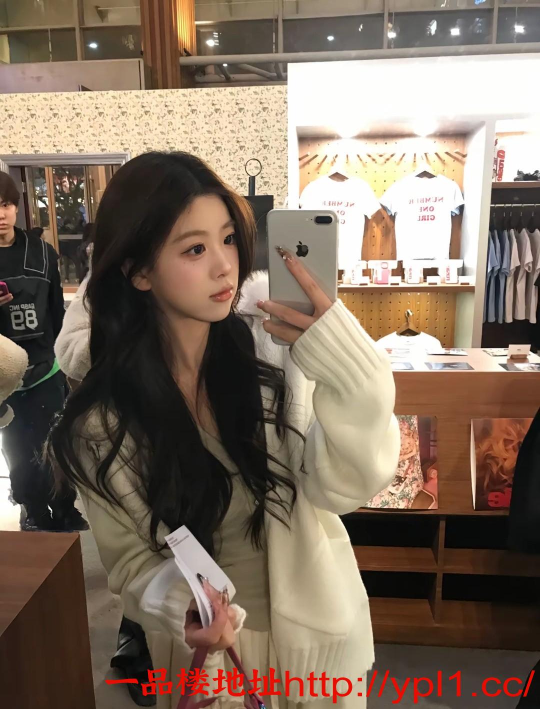 清纯尤物胸推舒服口也爽