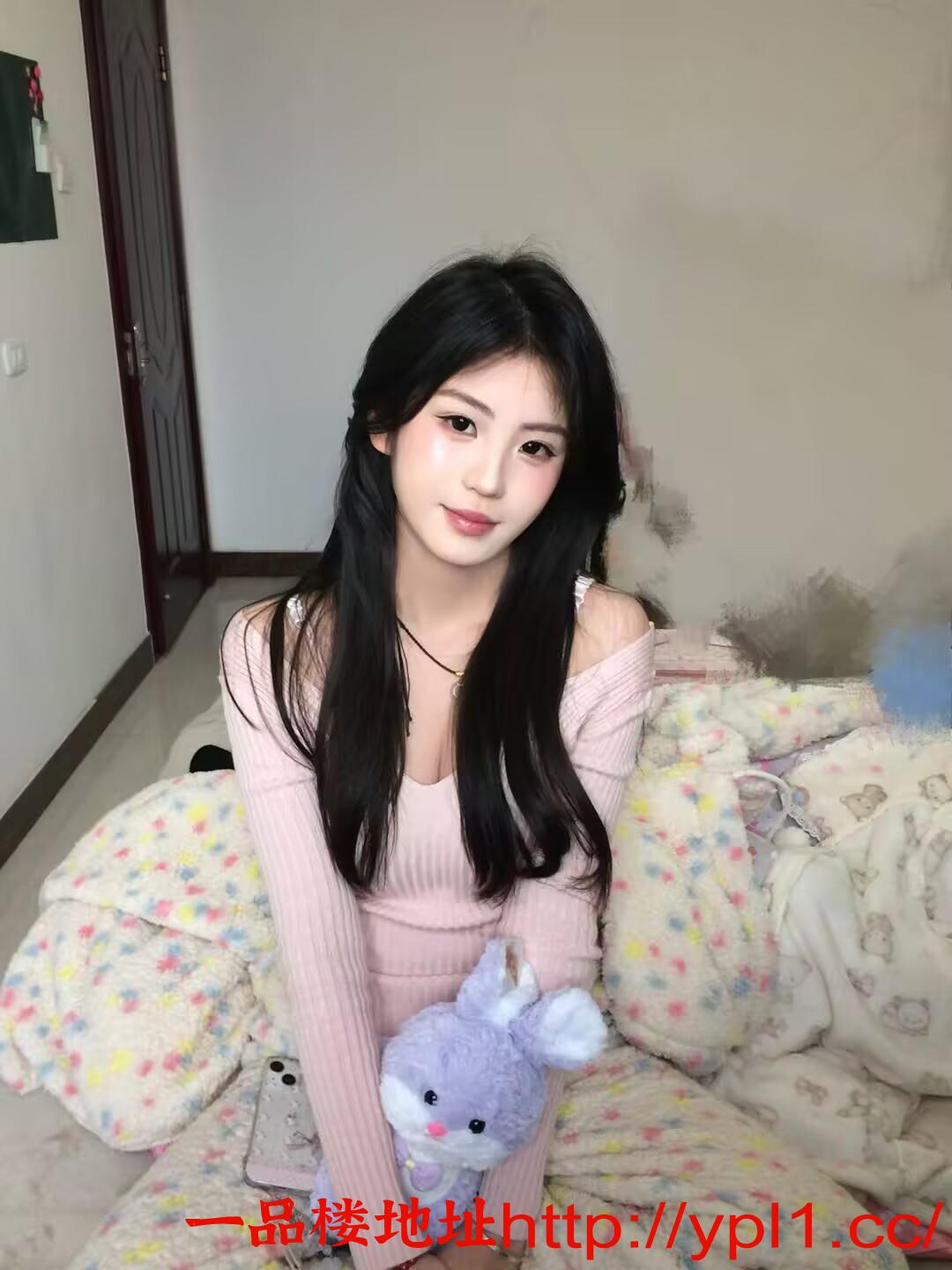 武侯嫩妹皮肤白皙粉嫩易高潮