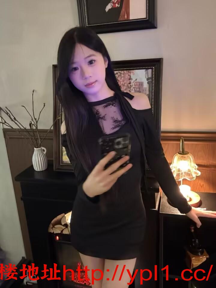 极品反差妹胸大腿长易高潮 兼职