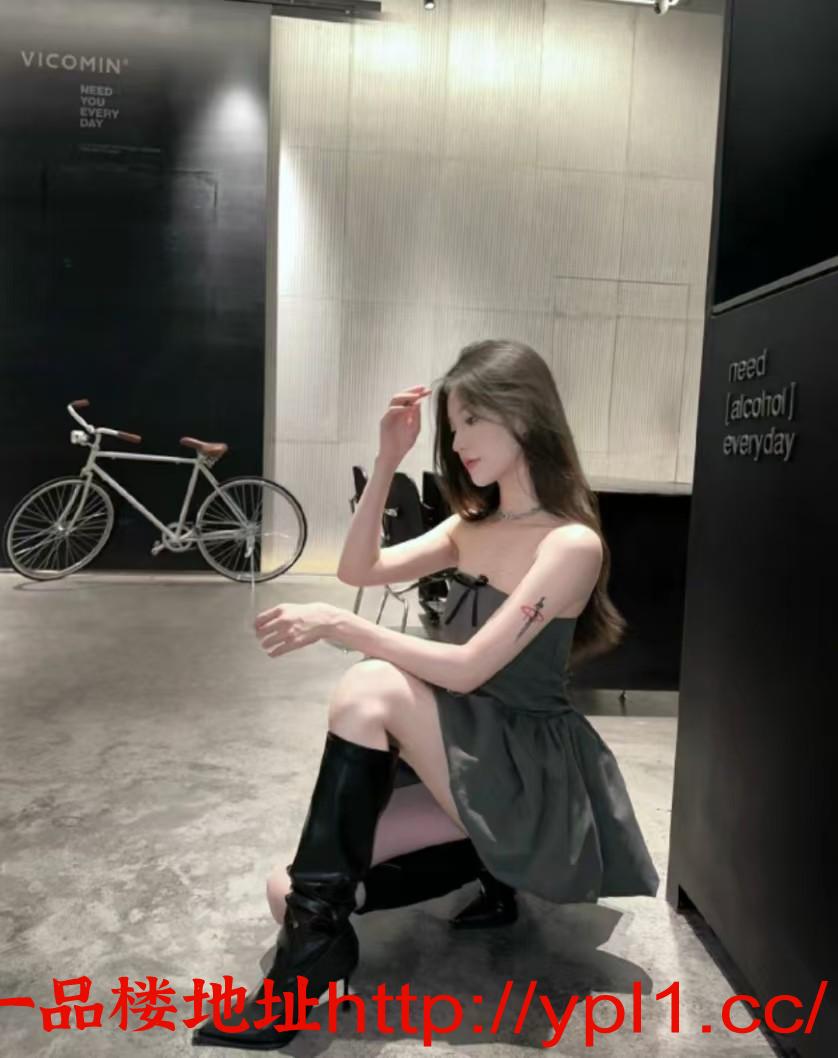 穴紧水多激情爱爱