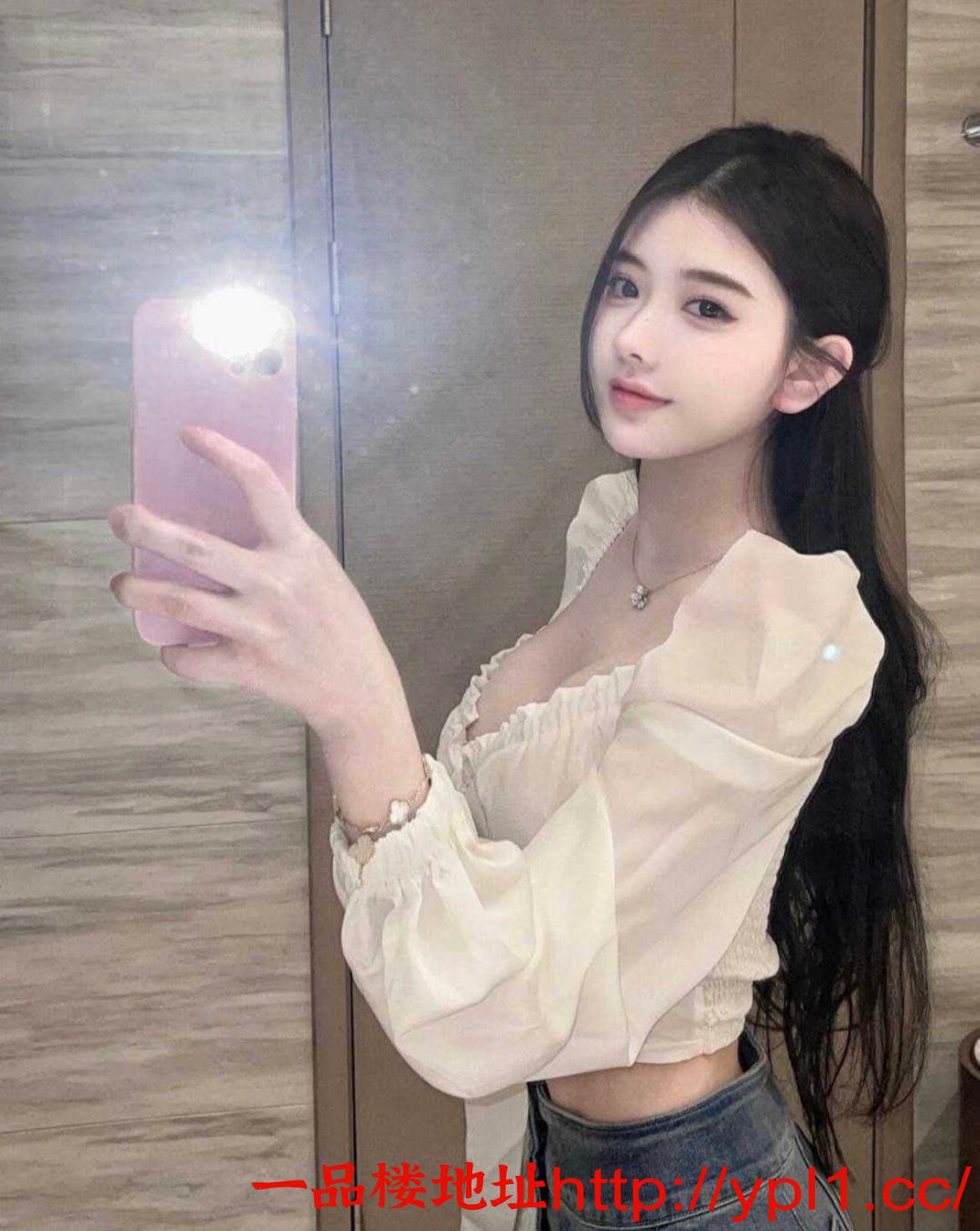 床上功夫一流，身材高挑 绝了