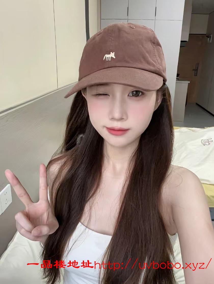 身材火辣性感御姐