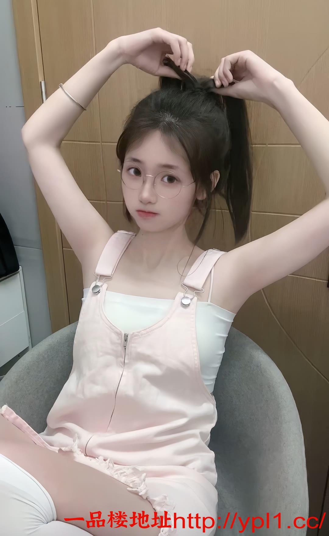 00后辣妹粉鲍鱼水多穴紧