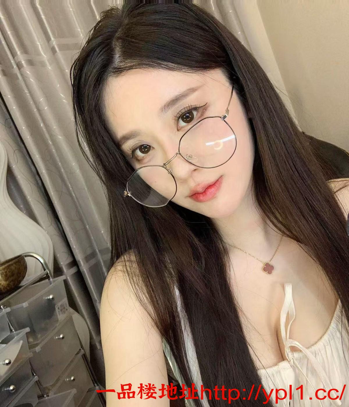 路南区御姐性感很纯欲 极品嫩妹是个迷人的小妖精