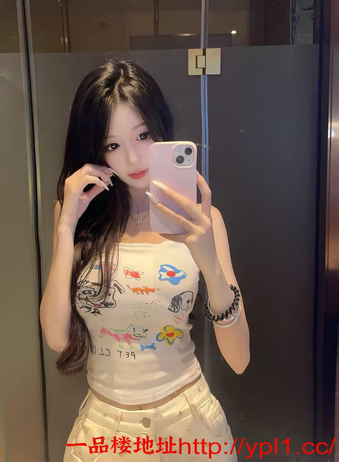 内蒙粉嫩骚逼身材很棒