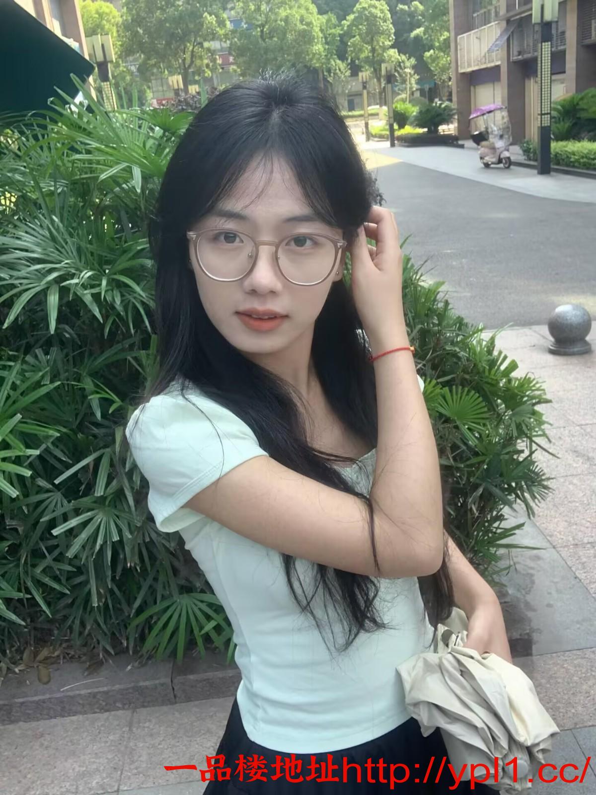 刚刚下海的小学妹(可外出）